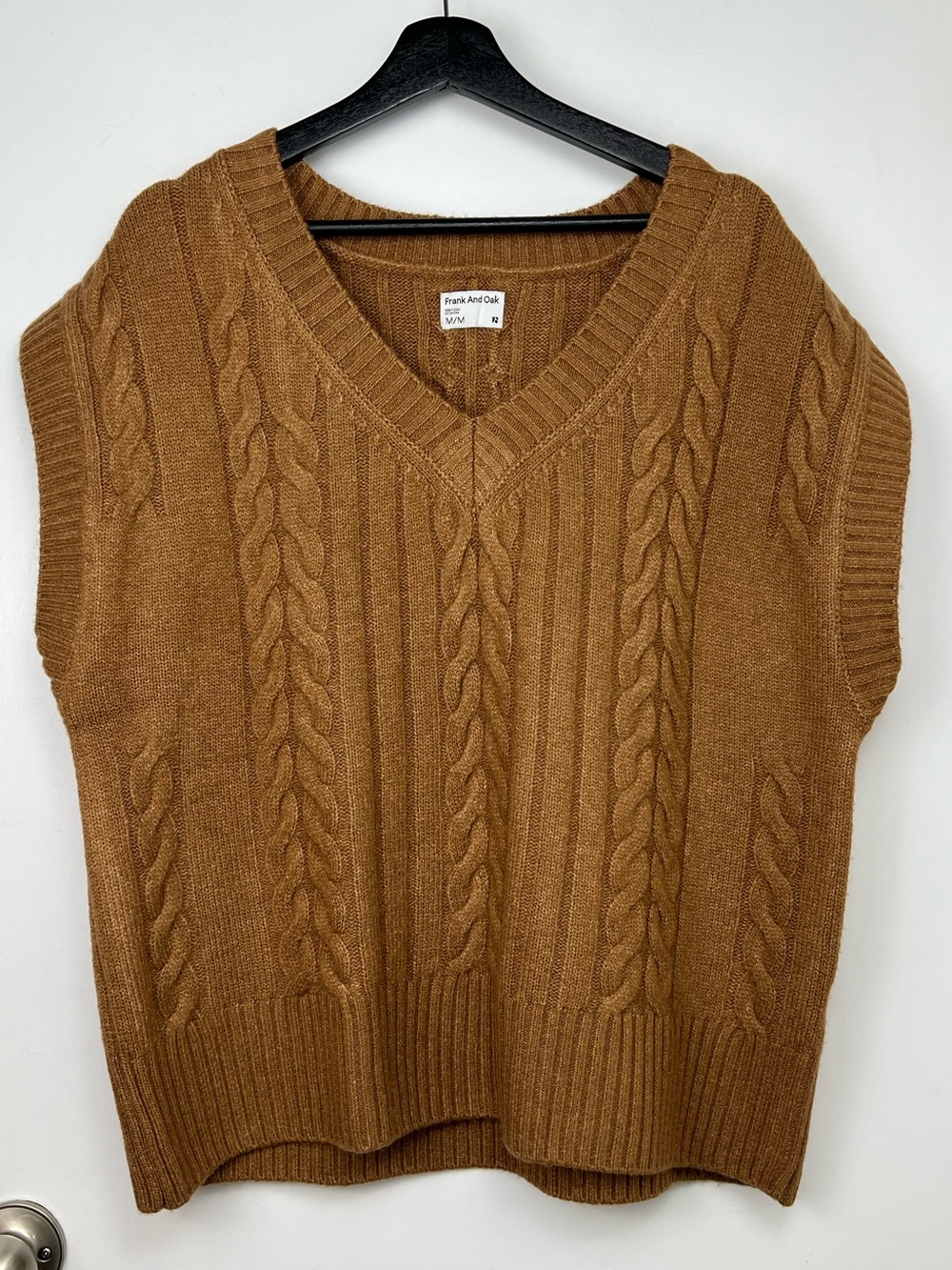 Frank and Oak Soft Cable Knit Boxy Oversized Sweater Vest size M Cinnamon Comfy